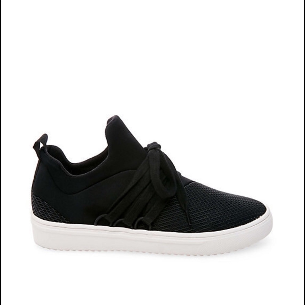 Steve Madden Lancer Sneakers